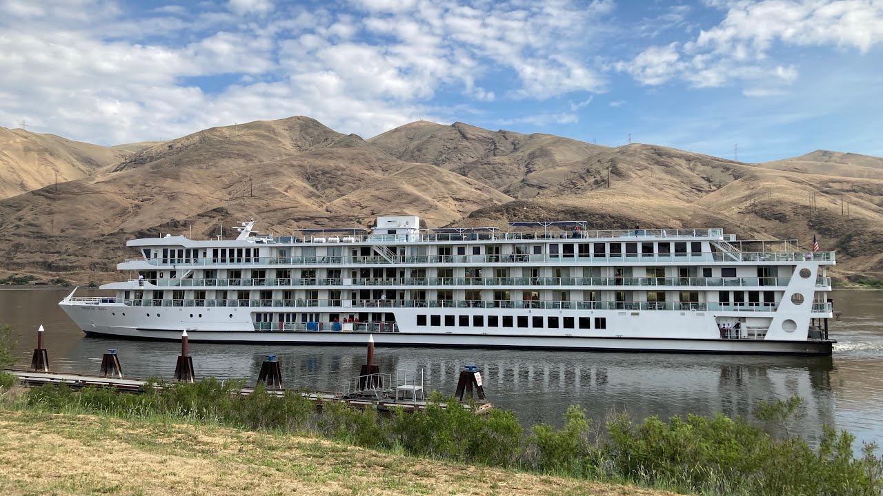 Columbia River Cruises